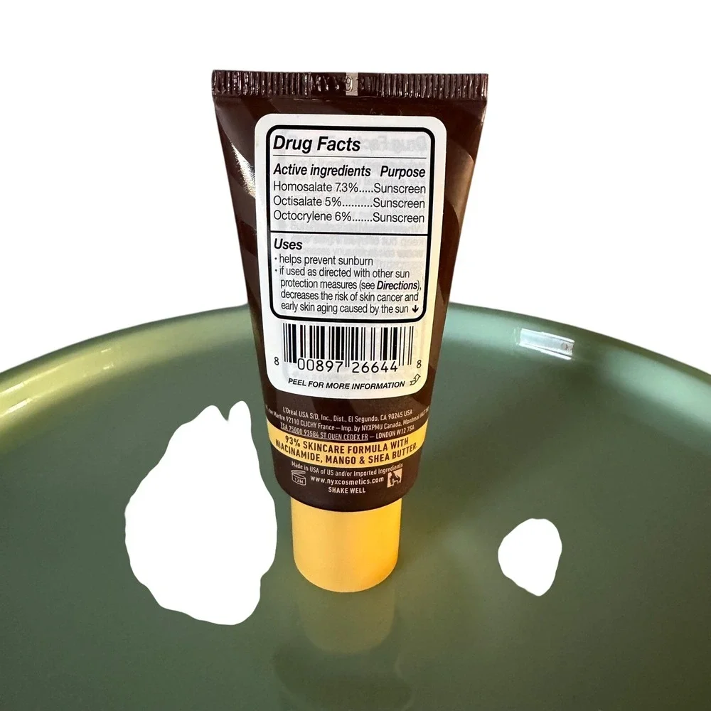 NYX Buttermelt Glaze‎ Skin Tint Chocolate Butta SPF 30 1oz Soft Glow Foundation
